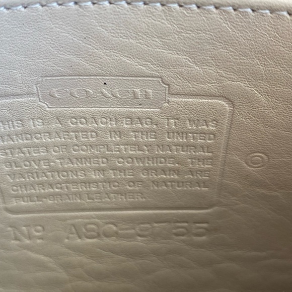 Authentic Vintage Coach Pocket Bag in Bone 9755 - Picture 12 of 16